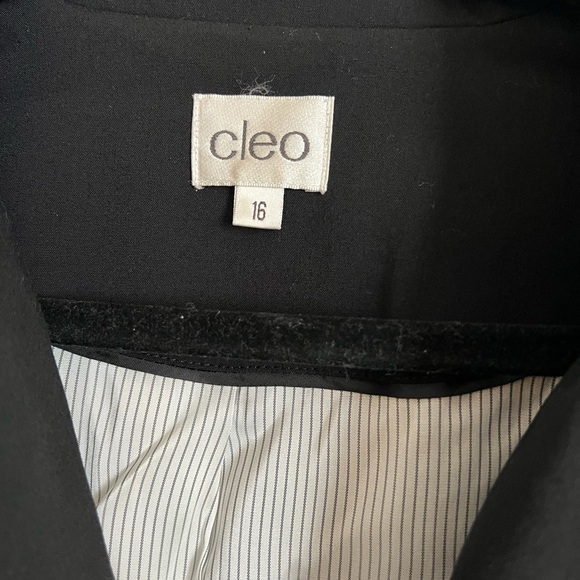 Women’s  blazer - Picture 3 of 5